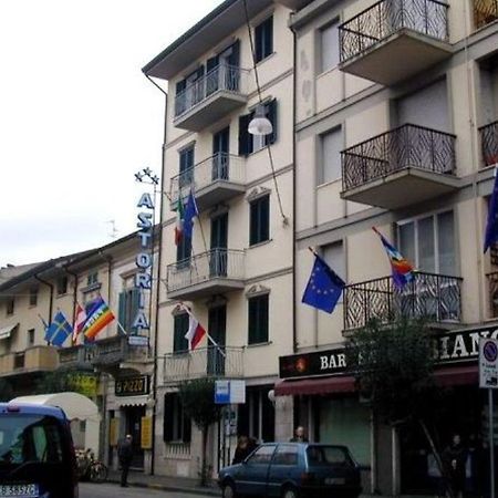 Hotel Astoria Viareggio Dış mekan fotoğraf